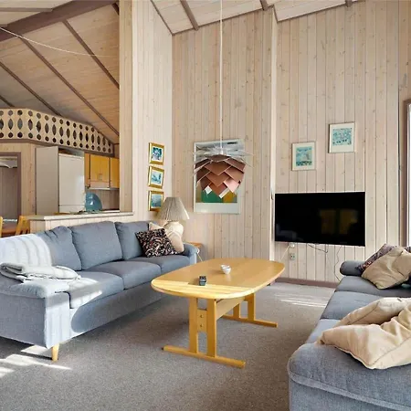 C11002-hemmet-kosigvaenget-98 Tatil Evi